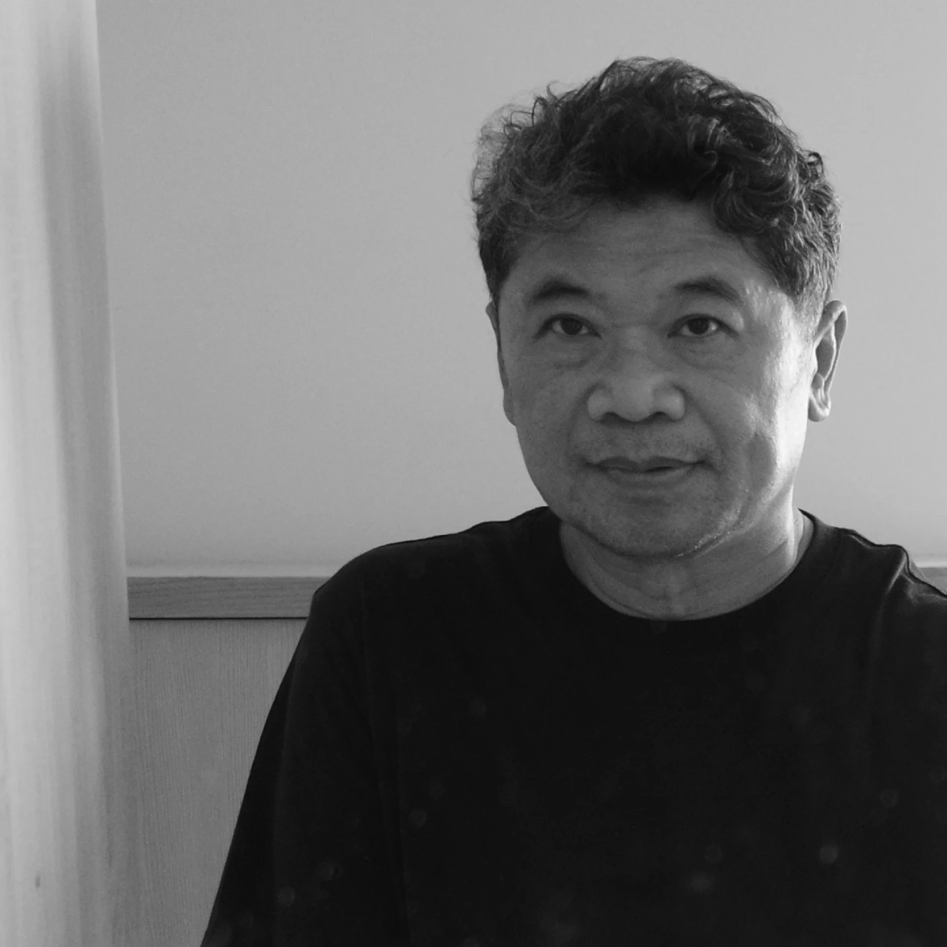 นิพันธ์ โอฬารนิเวศน์