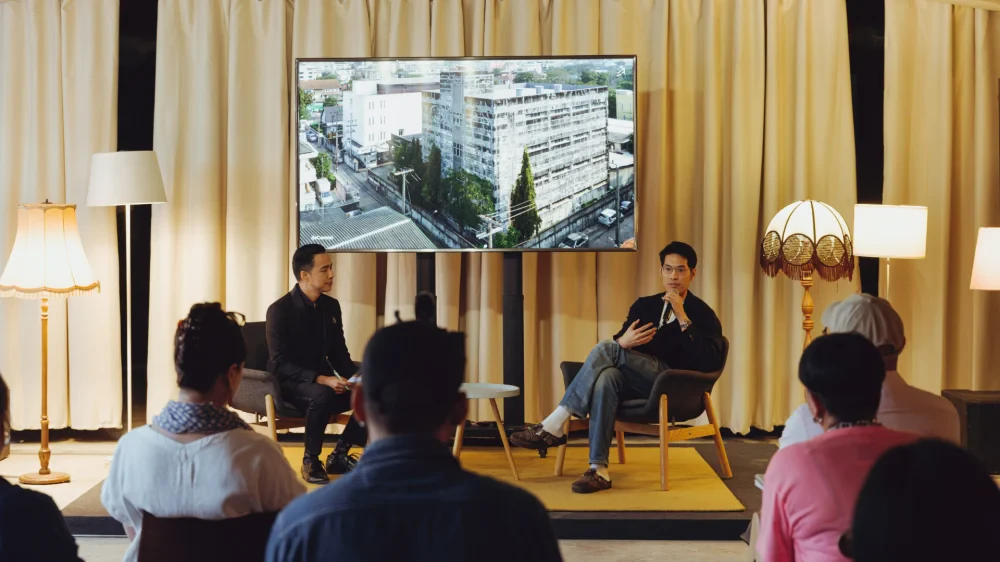 deCentral Opens Its Doors to the Press Ahead of Its Official Opening